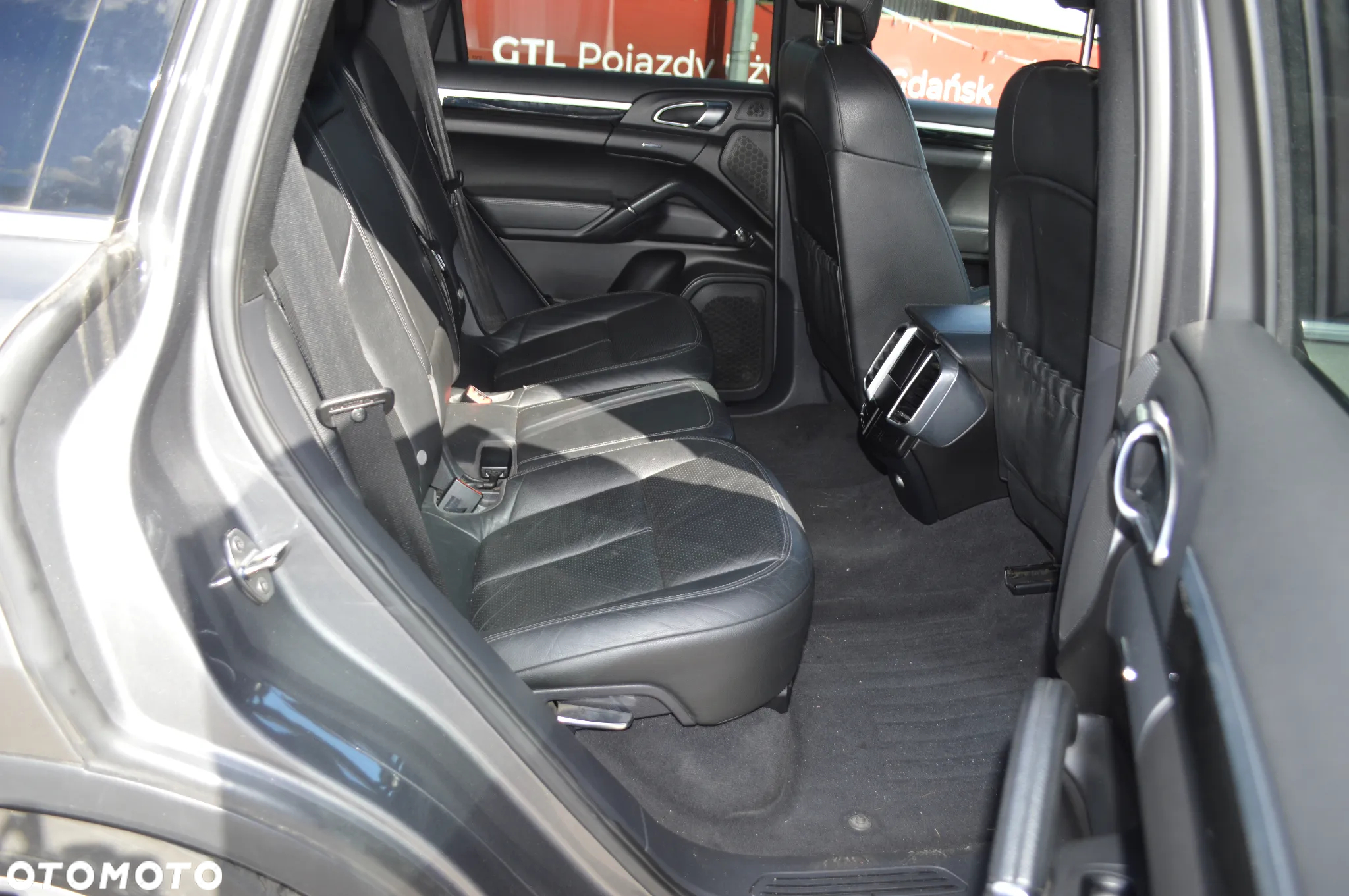 Porsche Cayenne Diesel - 12