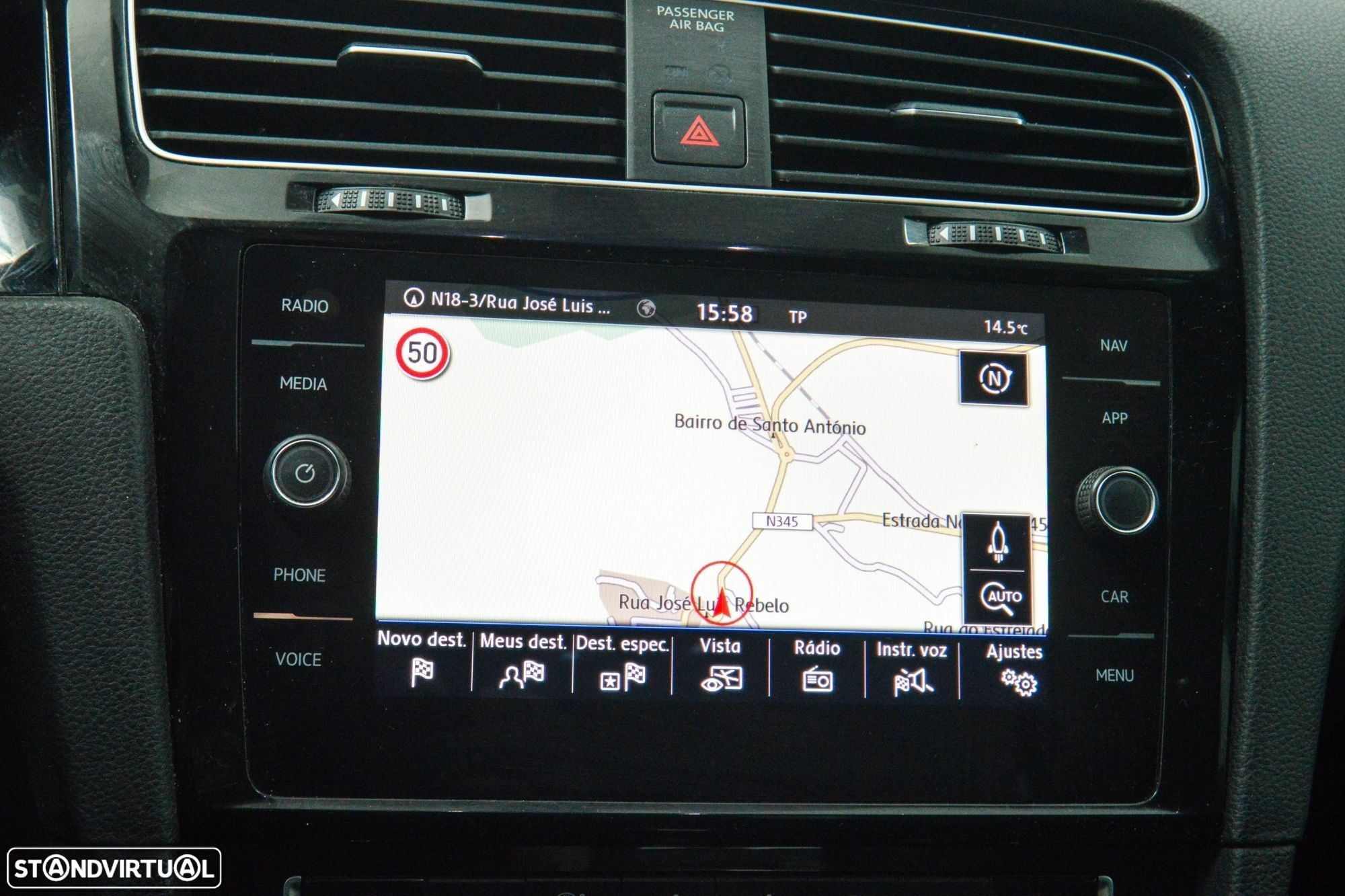 VW Golf Variant 2.0 TDi Highline DSG - 37