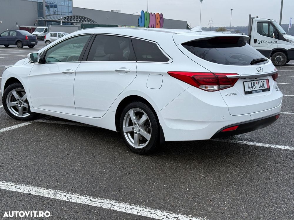Hyundai i40 Kombi 1.7 CRDi Premium - 3