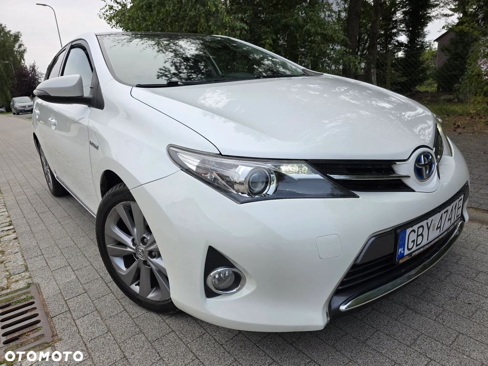 Toyota Auris 1.8 HSD Luna - 12