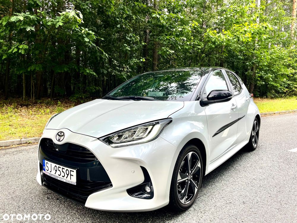 Toyota Yaris Hybrid 1.5 Executive - 1