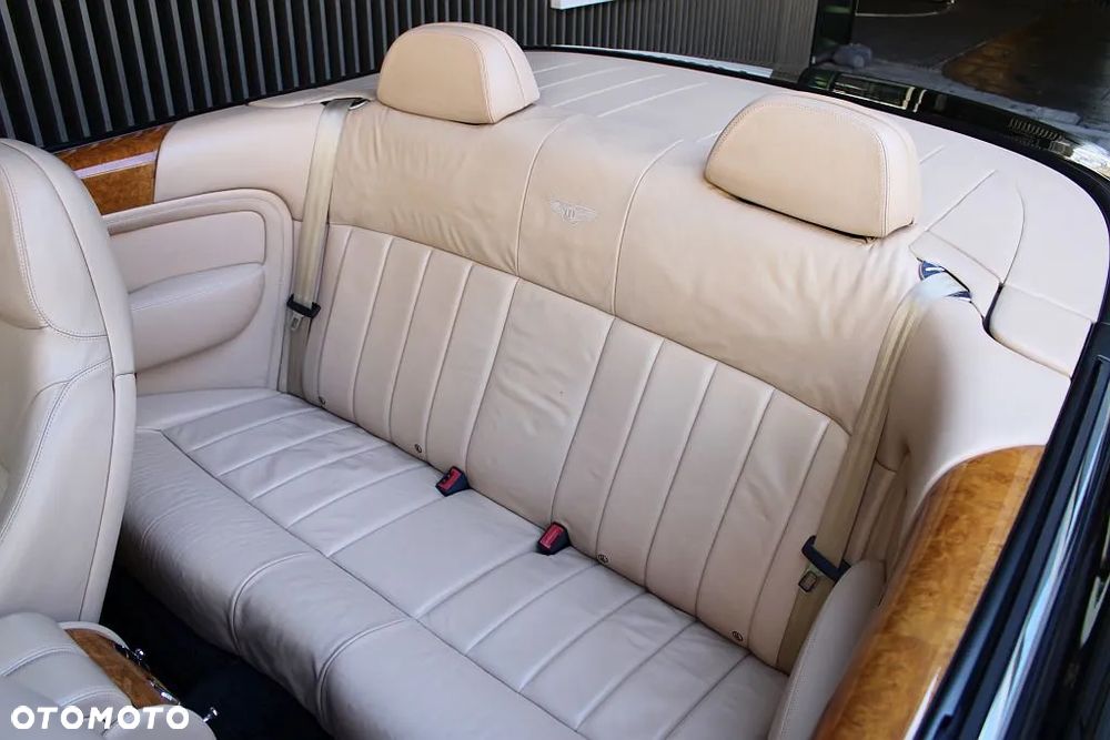Bentley Azure Standard - 16