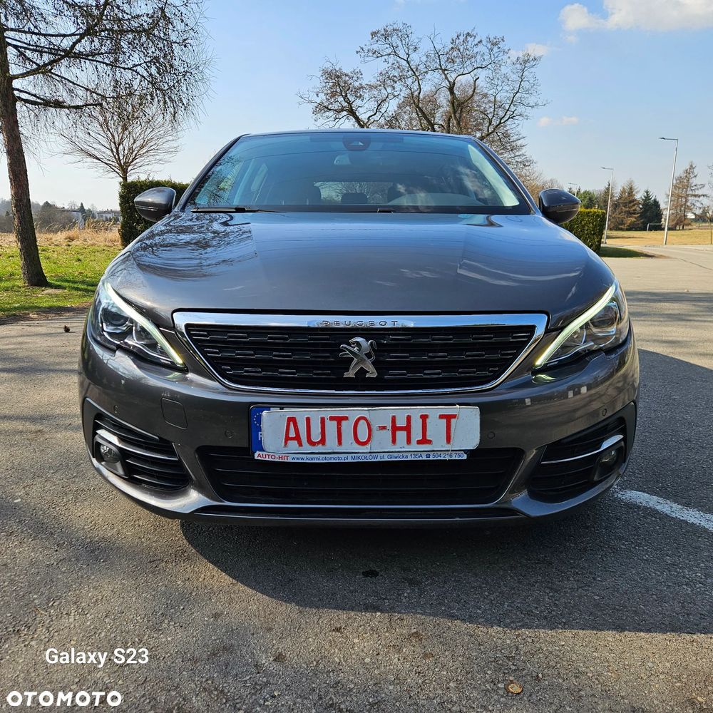 Peugeot 308 BlueHDi 130 EAT8 Allure - 4