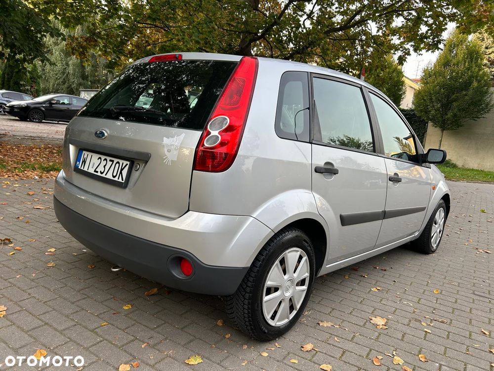 Ford Fiesta - 8