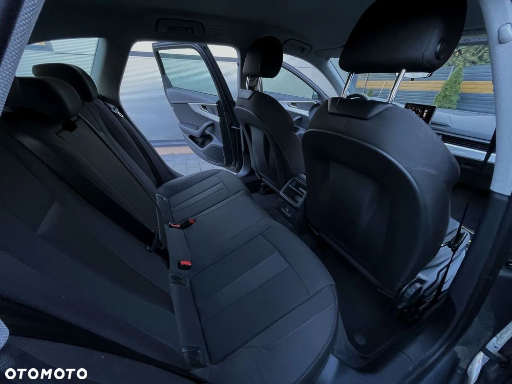 Audi A4 Avant 2.0 TFSI ultra S tronic design - 17