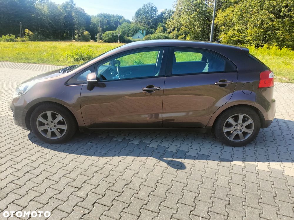 Kia Rio 1.2 XL - 2