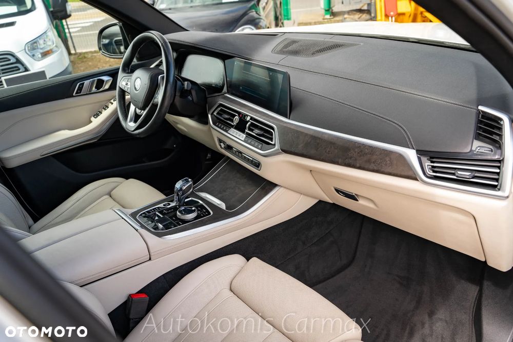BMW X5 xDrive45e - 15