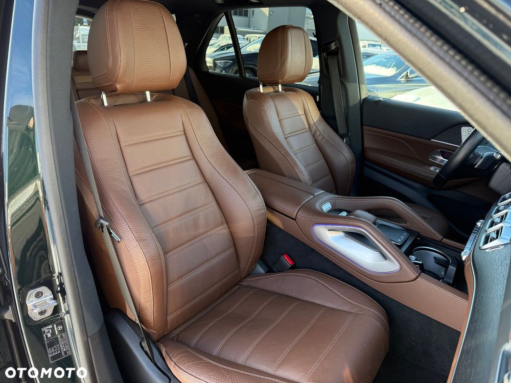 Mercedes-Benz GLE - 28