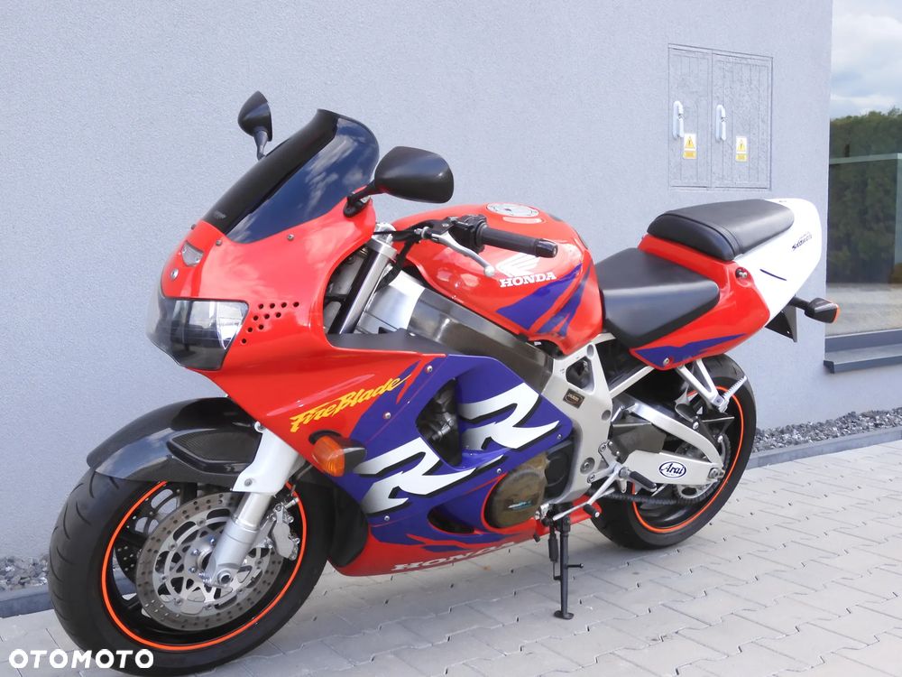 Honda CBR - 24