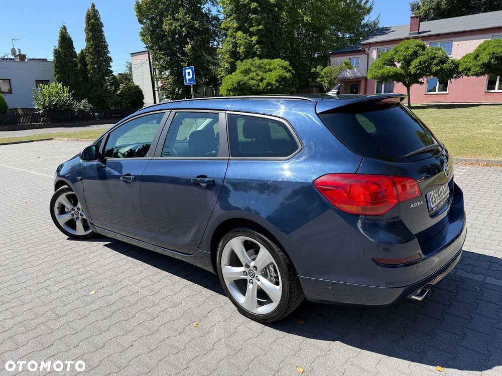 Opel Astra 1.6 Turbo Innovation - 16