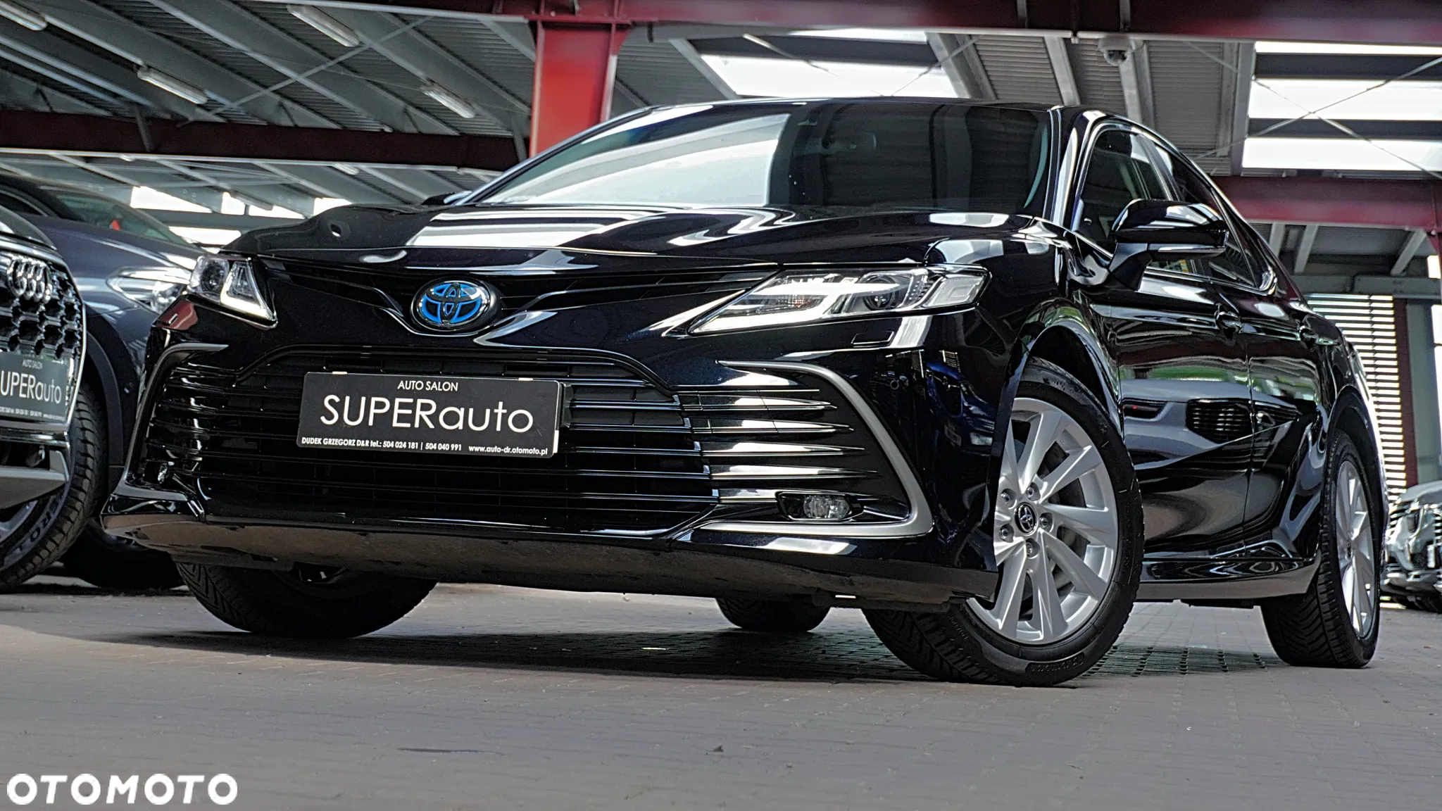 Toyota Camry 2.5 Hybrid Comfort CVT - 6