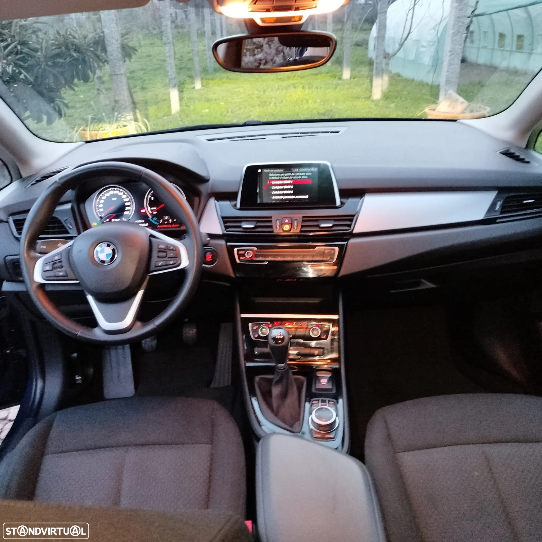 BMW 216 Gran Tourer d - 8