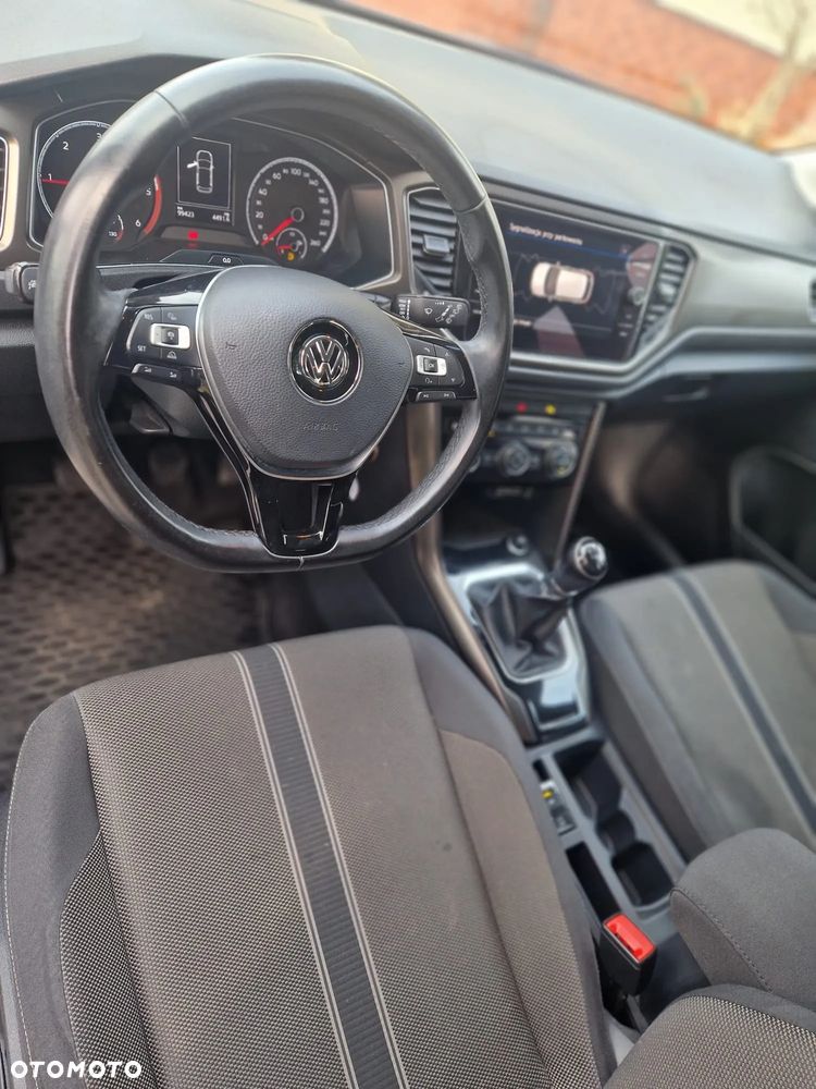 Volkswagen T-Roc - 20