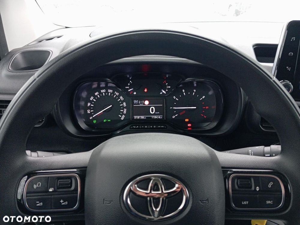 Toyota PROACE CITY - 12