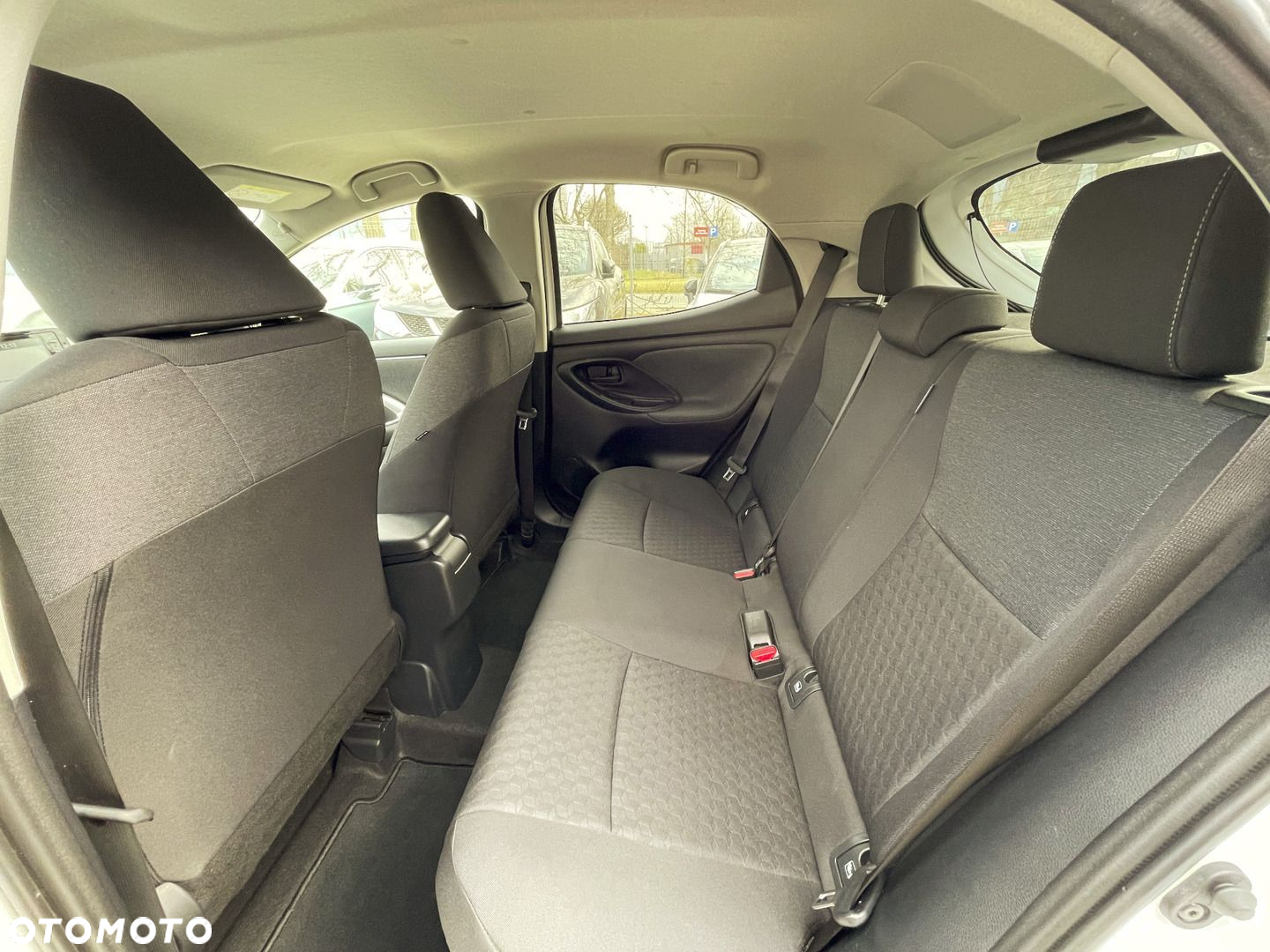 Toyota Yaris - 10
