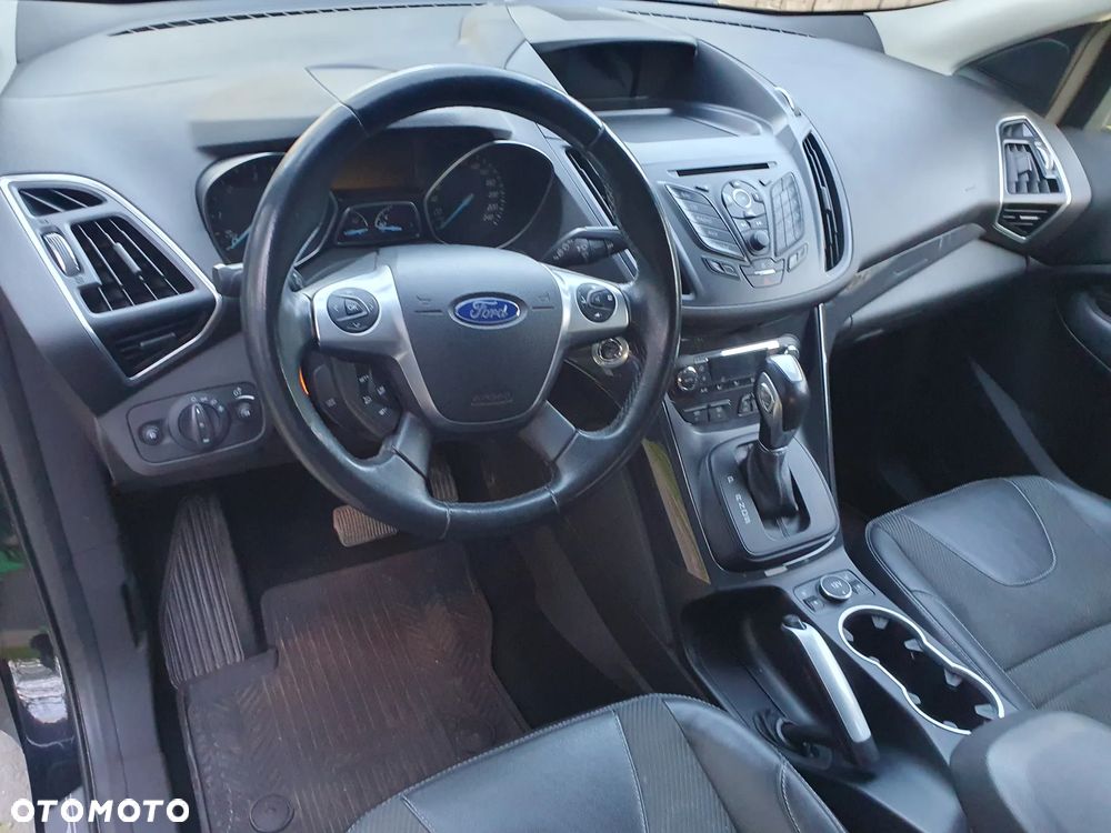 Ford Kuga 2.0 TDCi 4x4 Titanium - 9