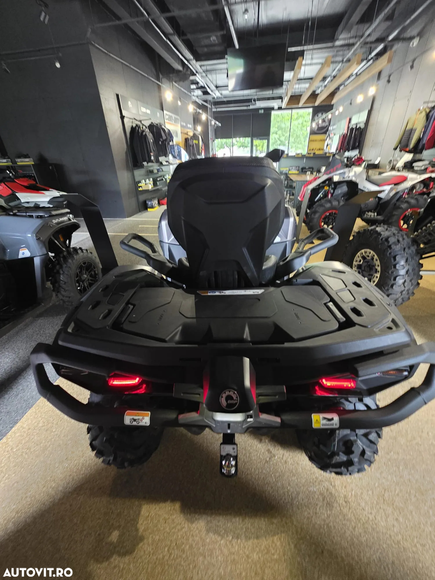 Can-Am Outlander Max - 9