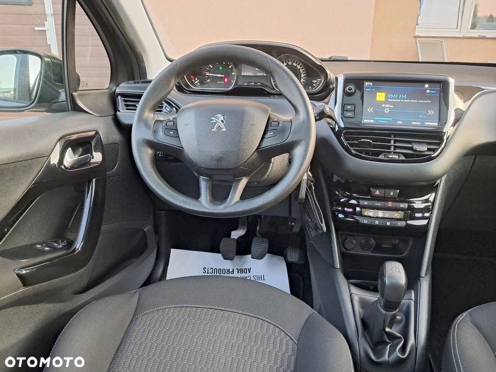 Peugeot 208 PureTech 82 Allure - 10