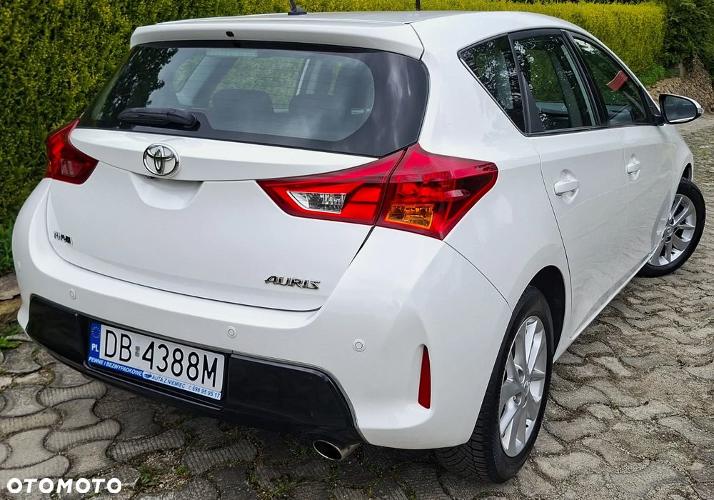 Toyota Auris 1.6 Valvematic START Edition - 3