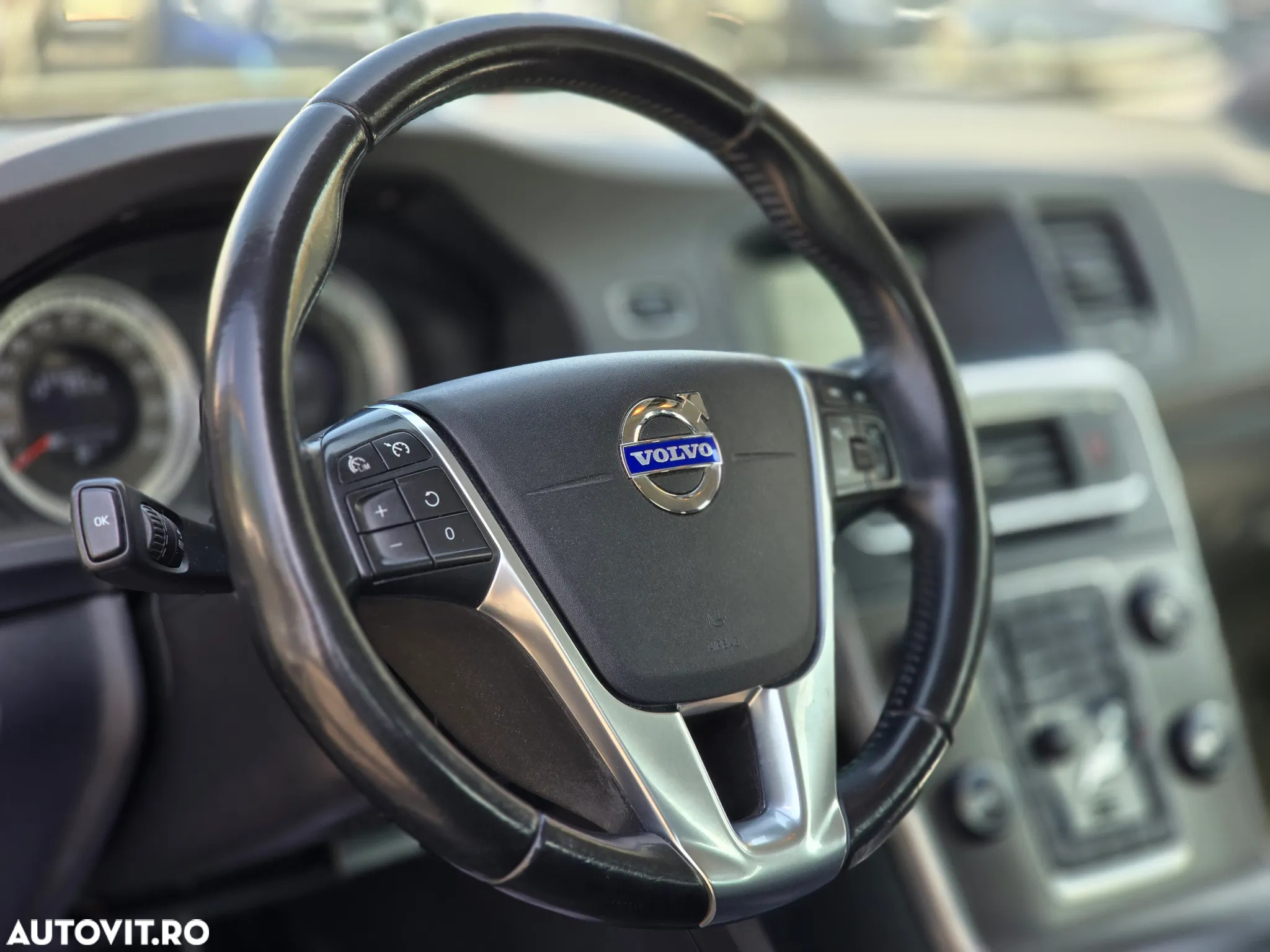 Volvo S60 D2 Momentum - 6