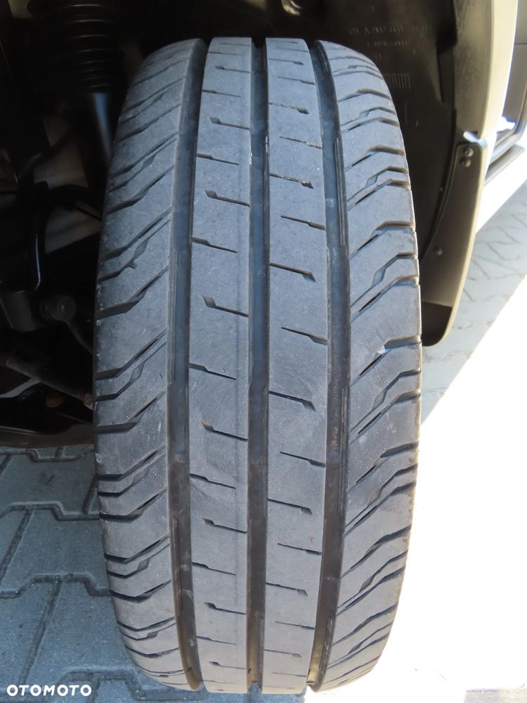 Mercedes-Benz Sprinter 317 CDI 170 KM 9G-Tronic Automat Model 907, L2H2 Furgon Blaszak, Wysoki Dach, 5932 mm Dł, FULL LED, HAK 3500 Kg, Rozstaw Osi 3665 mm, Ładowność 1174 Kg, WZMACNIANY,  Stan Wizualny I Techniczny NOWY Tak Jak Z Taśmy Produkcyjnej Gotowy Dostępny OKAZJA POLECAM - 12