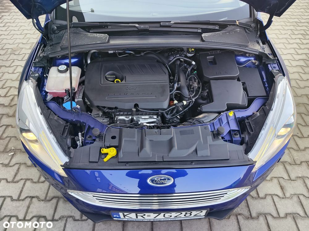 Ford Focus 1.5 EcoBoost Titanium ASS - 8