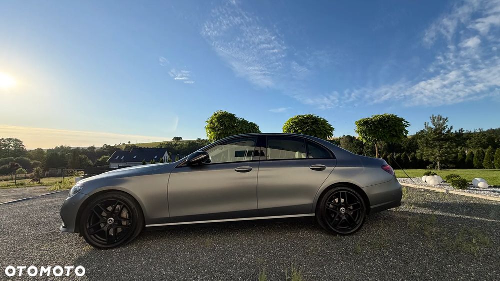 Mercedes-Benz Klasa E 300 d 4-Matic Avantgarde - 9