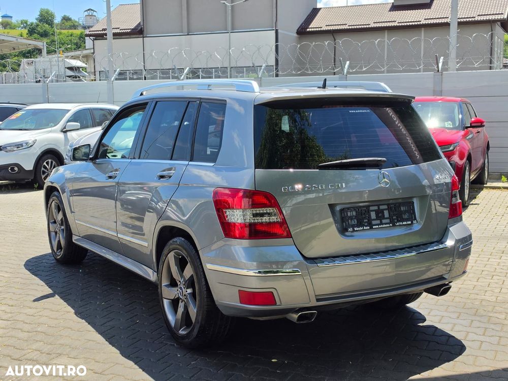 Mercedes-Benz GLK - 4