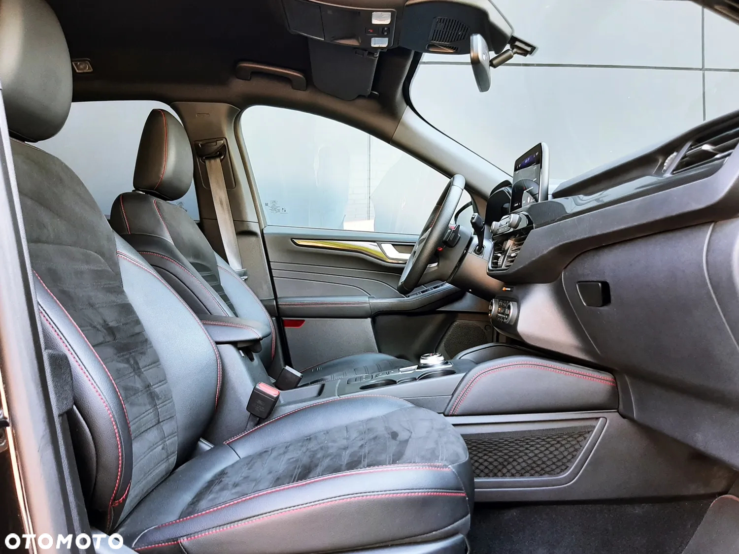 Ford Kuga 2.0 EcoBlue AWD ST-Line X - 27