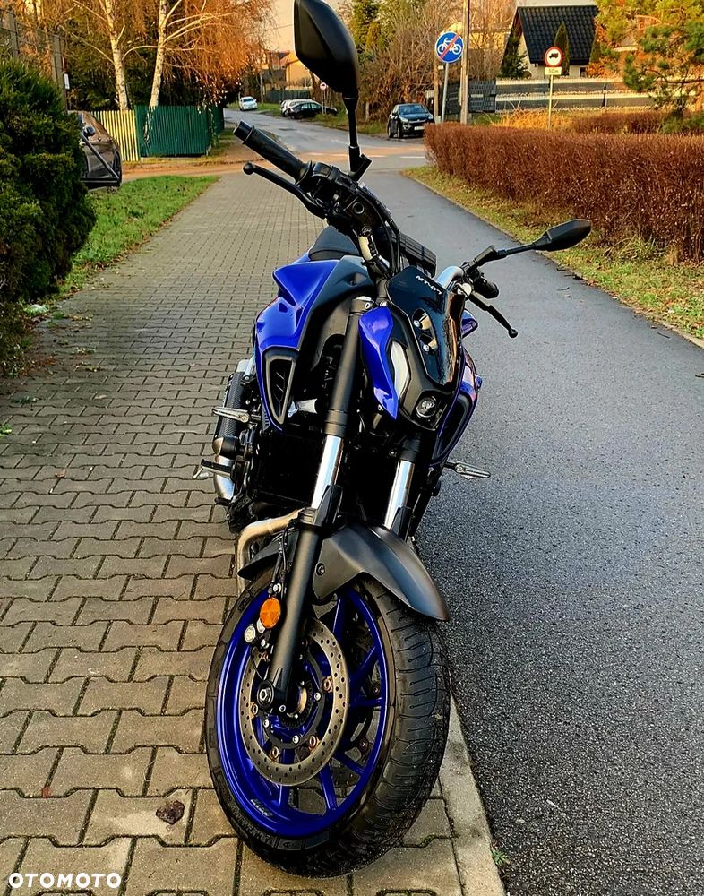 Yamaha MT - 5
