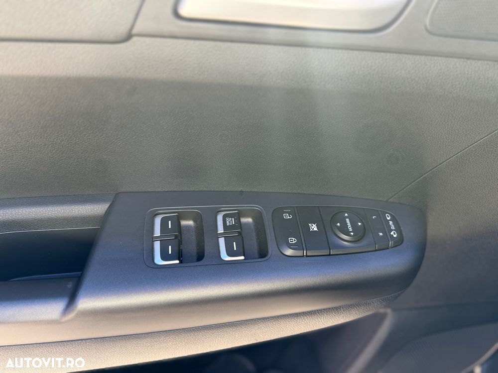 Kia Sportage 1.6 DSL MHEV 7DCT HP 4x2 Style - 11