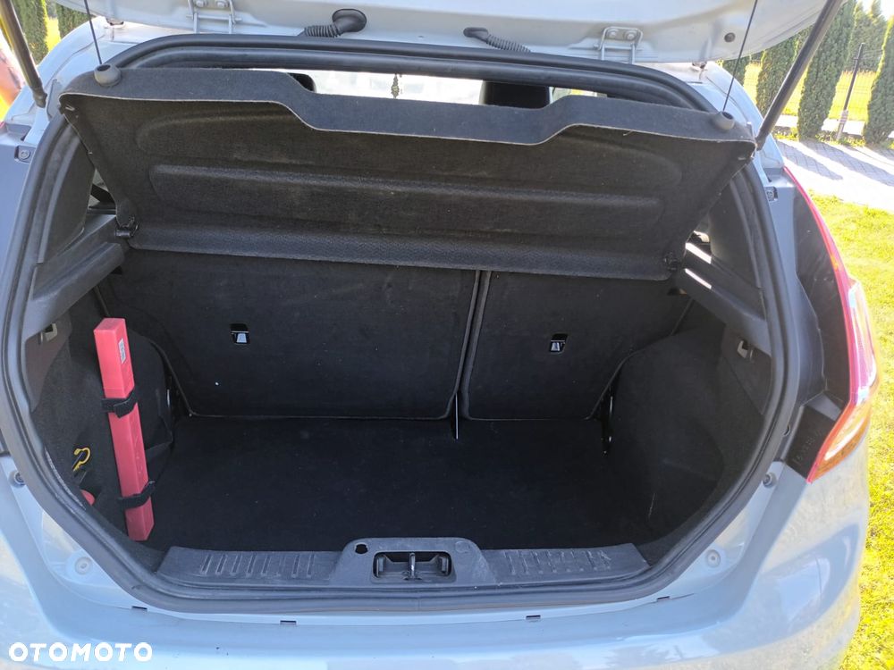 Ford Fiesta ST200 - 7