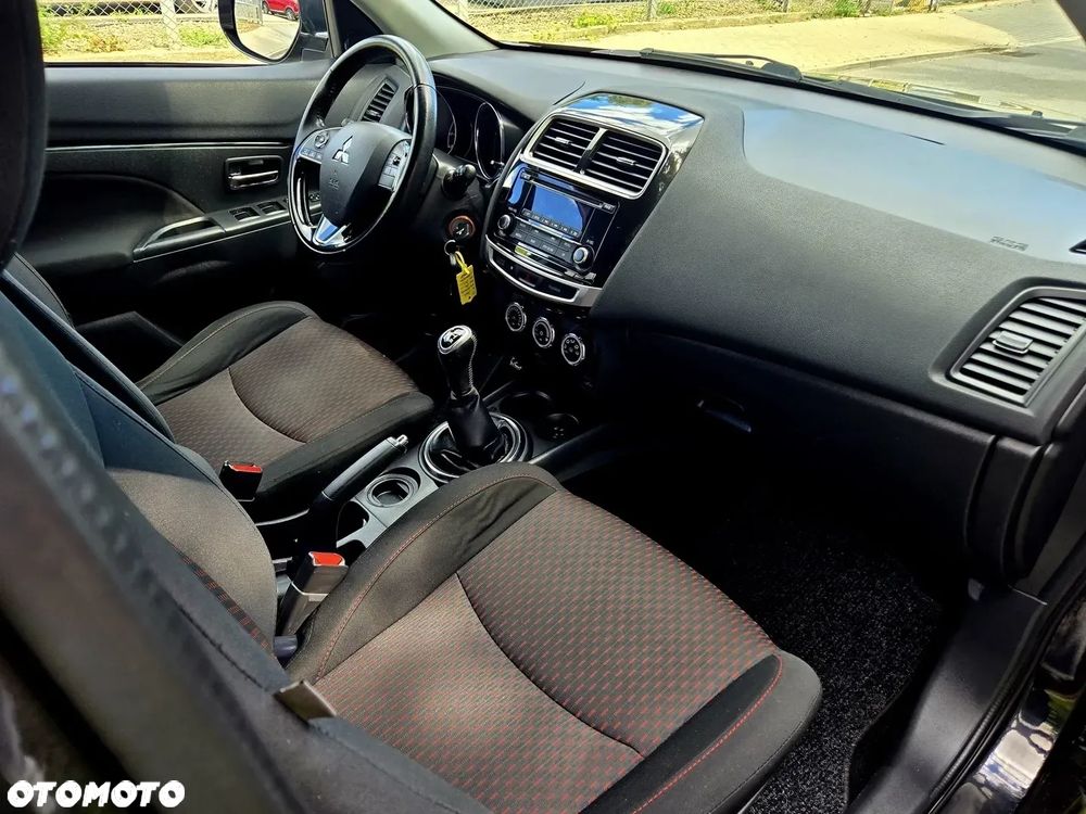 Mitsubishi ASX 1.6 Invite - 12