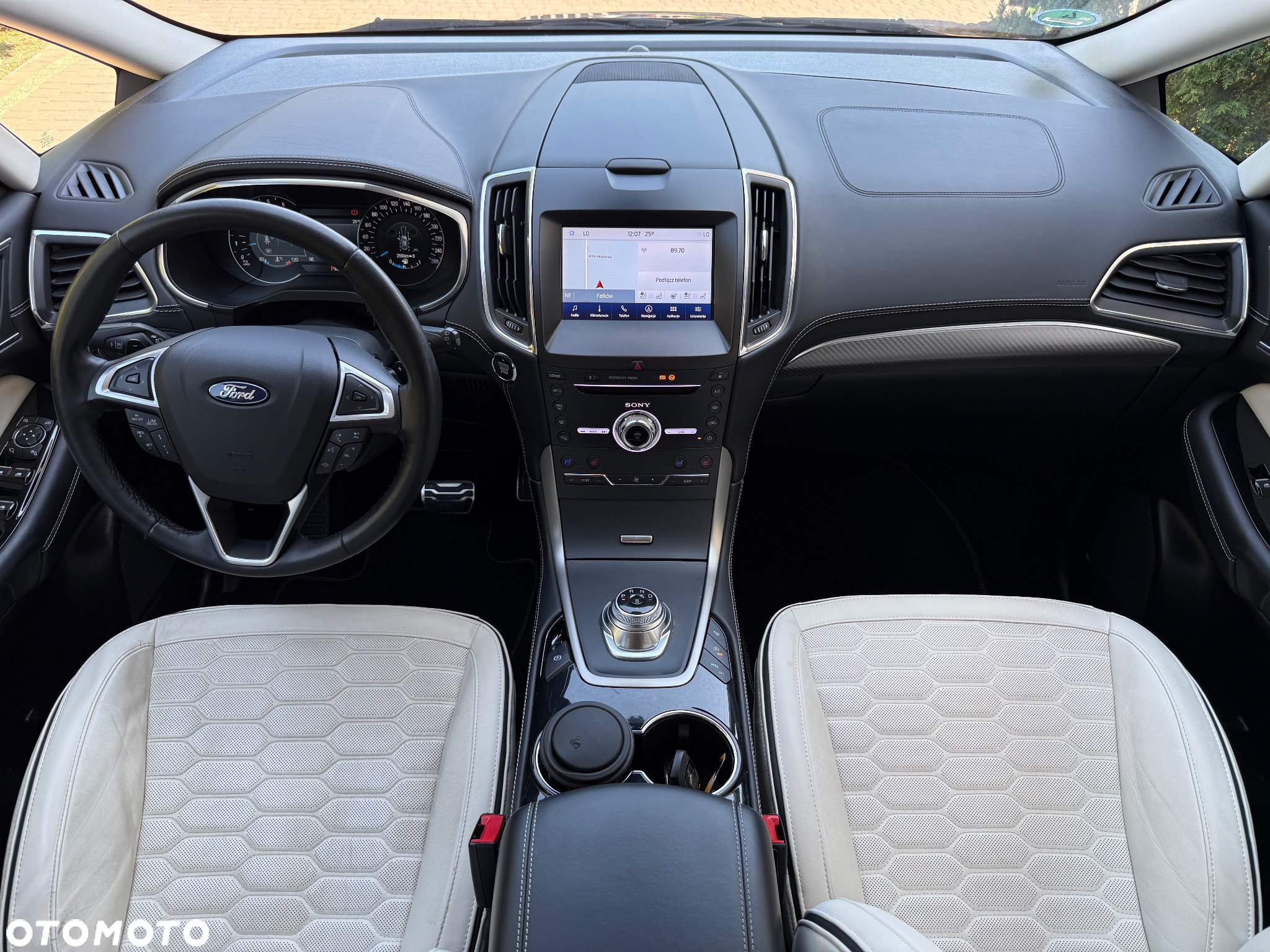Ford S-Max 2.0 EcoBlue VIGNALE - 19