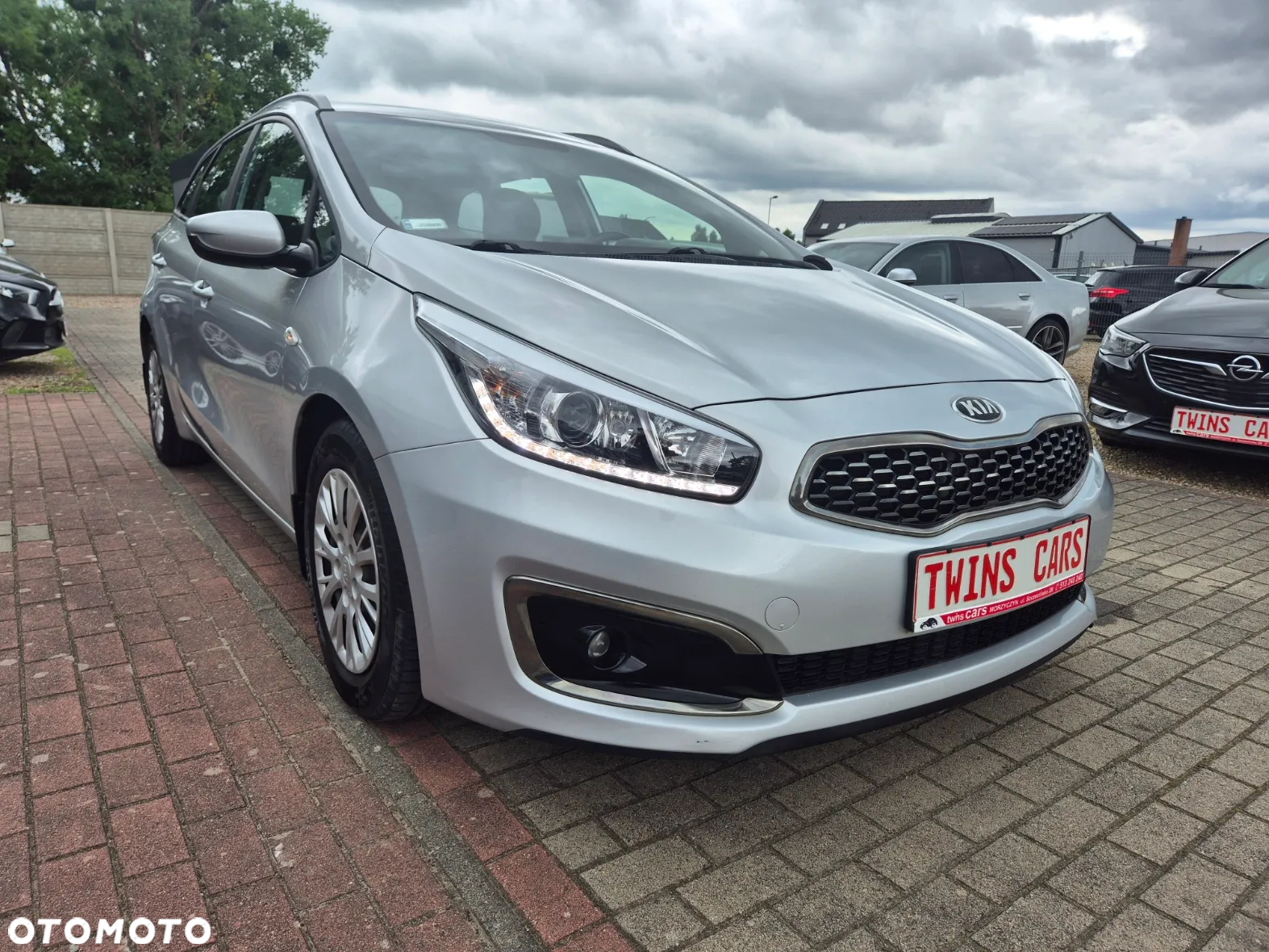 Kia Ceed Cee'd 1.6 CRDi L - 4