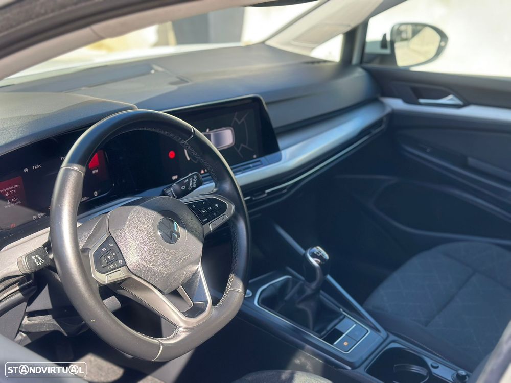 VW Golf 2.0 TDI Conceptline - 13