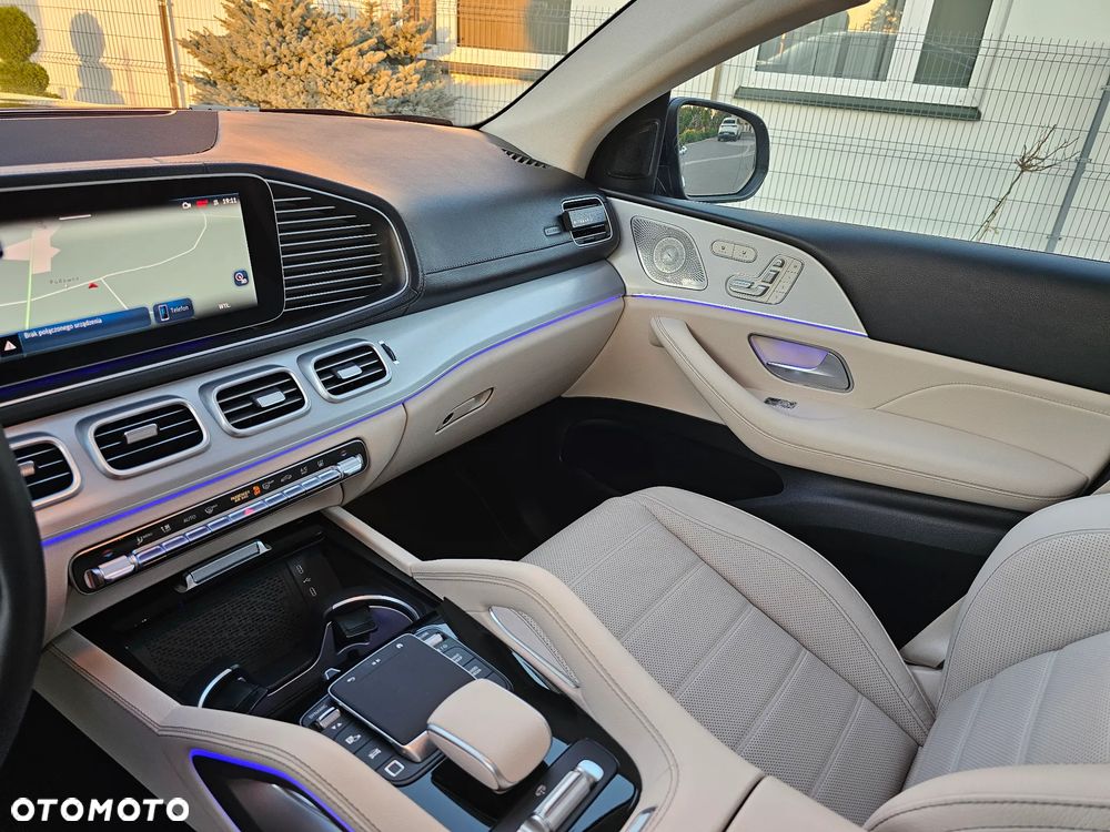 Mercedes-Benz GLE - 29