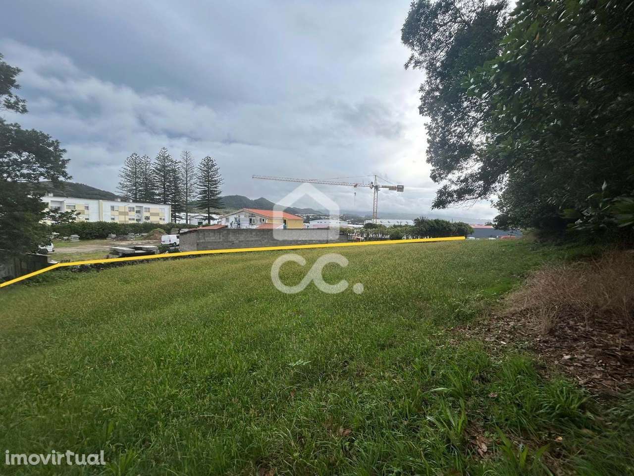 Terreno com 2.400,00m2 - Rosto do Cão(Livramento) - Ponta Delgada - Grande imagem: 2/10
