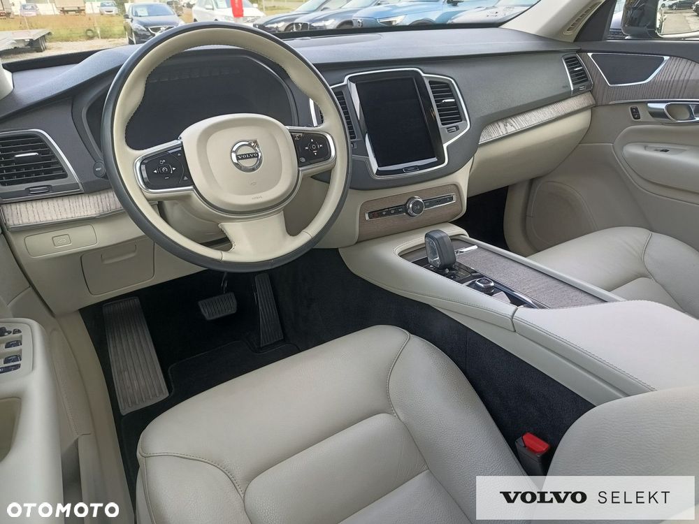 Volvo XC 90 - 15