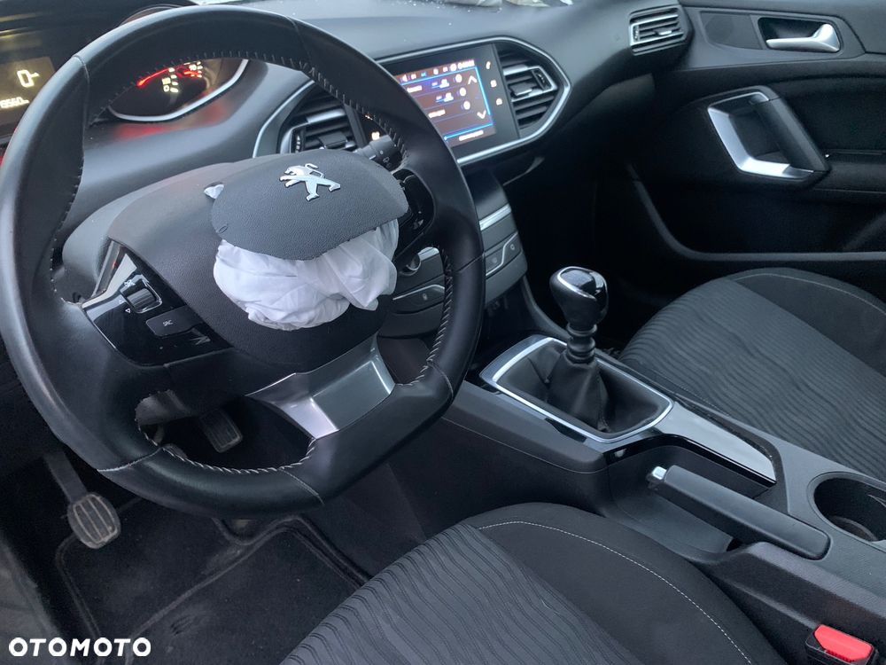 Peugeot 308 - 12