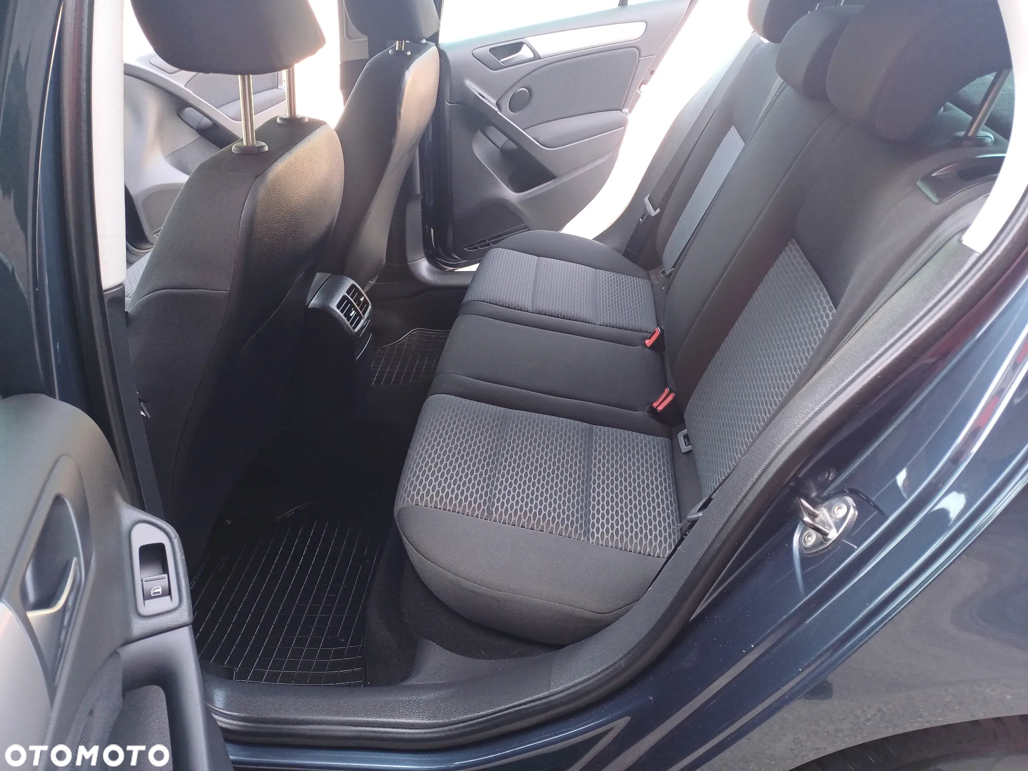 Volkswagen Golf 1.6 Trendline - 17