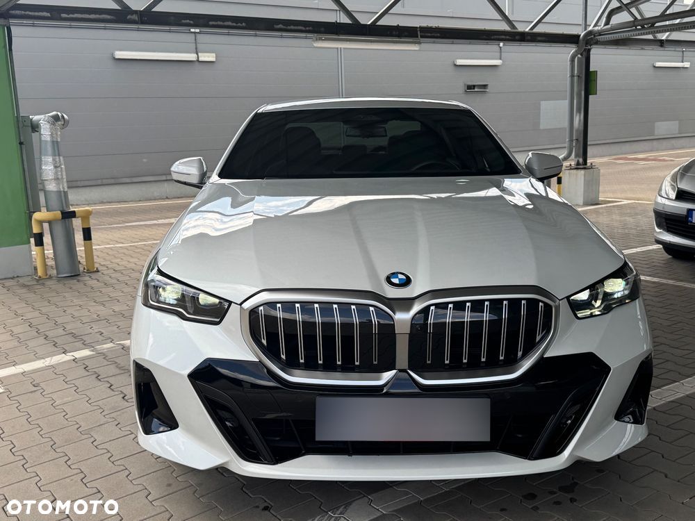 BMW Seria 5 - 1