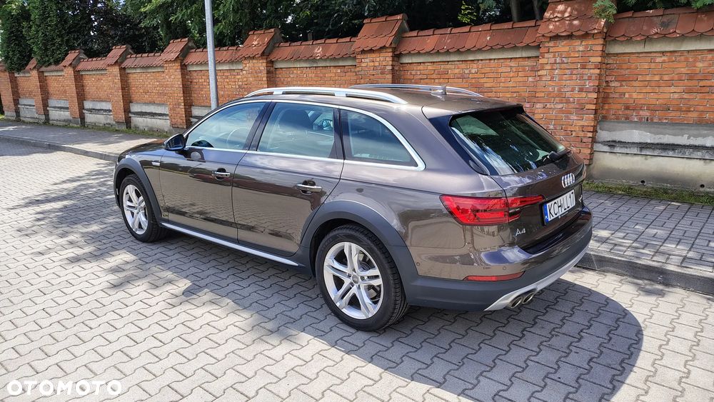 Audi A4 Allroad - 4