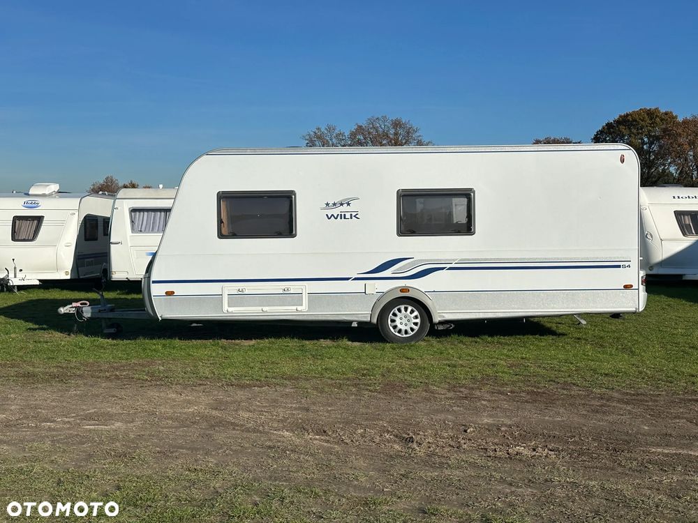 Wilk 550 S4 z przedsionkiem i napędem. ŁÓŻKA PIĘTROWE - 6 os. - 2