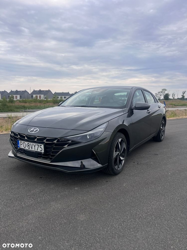 Hyundai Elantra 1.6 Smart CVT - 1