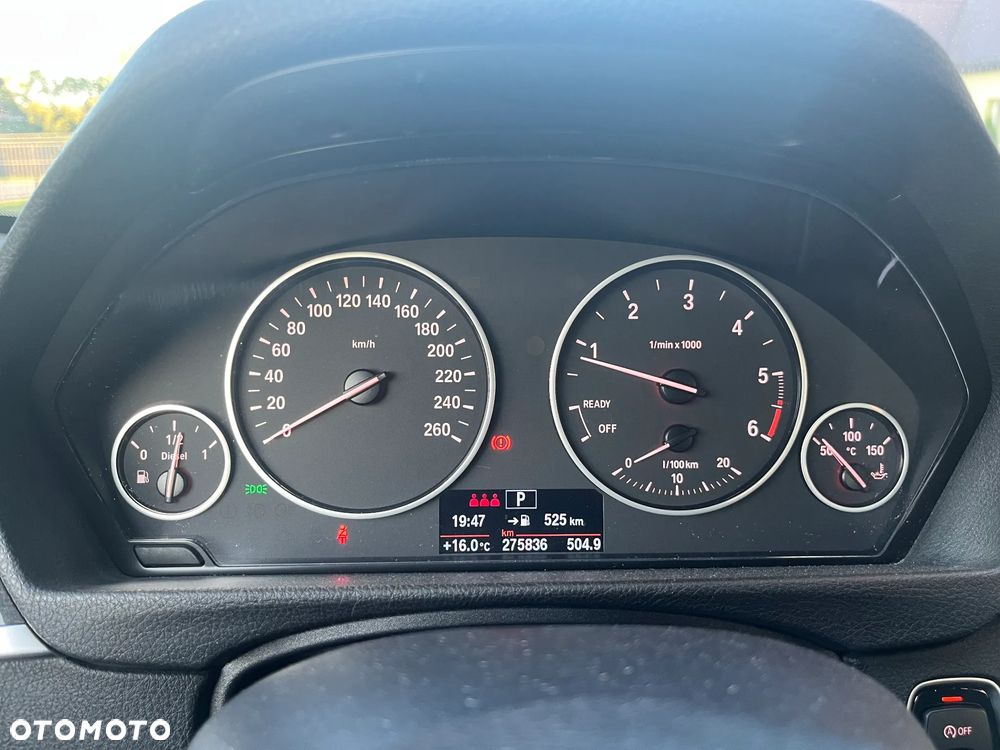 BMW Seria 3 318d Luxury Line - 10