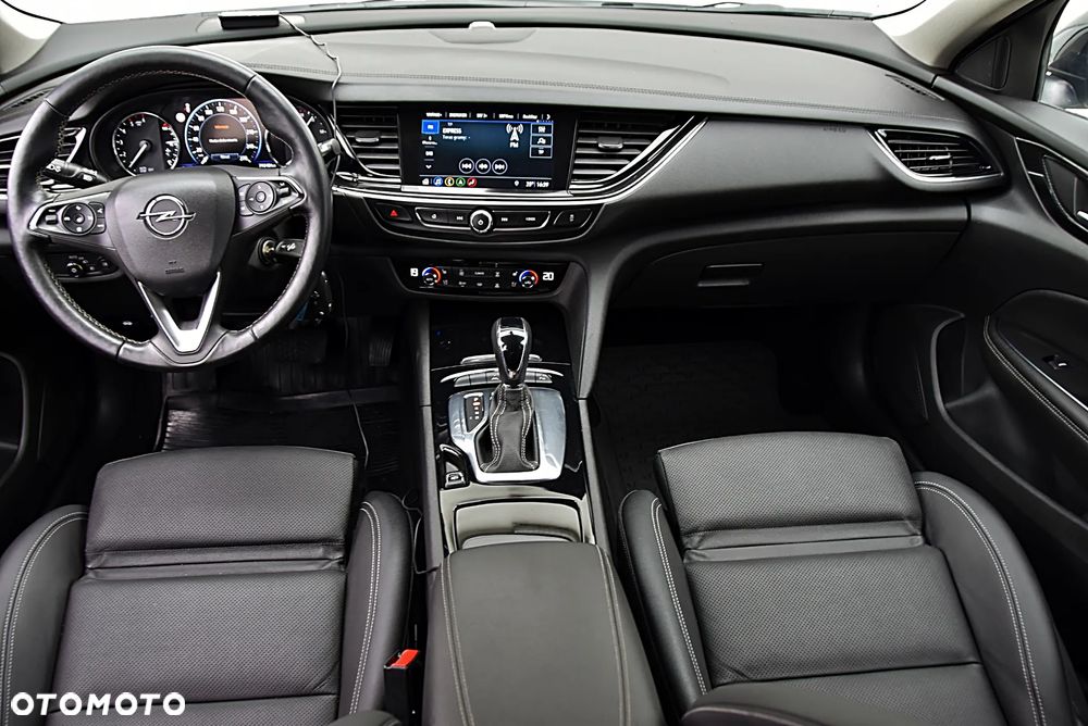 Opel Insignia 2.0 BiTurbo 4x4 Innovation - 8