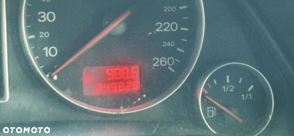 Audi A4 Avant 2.5 TDI - 6