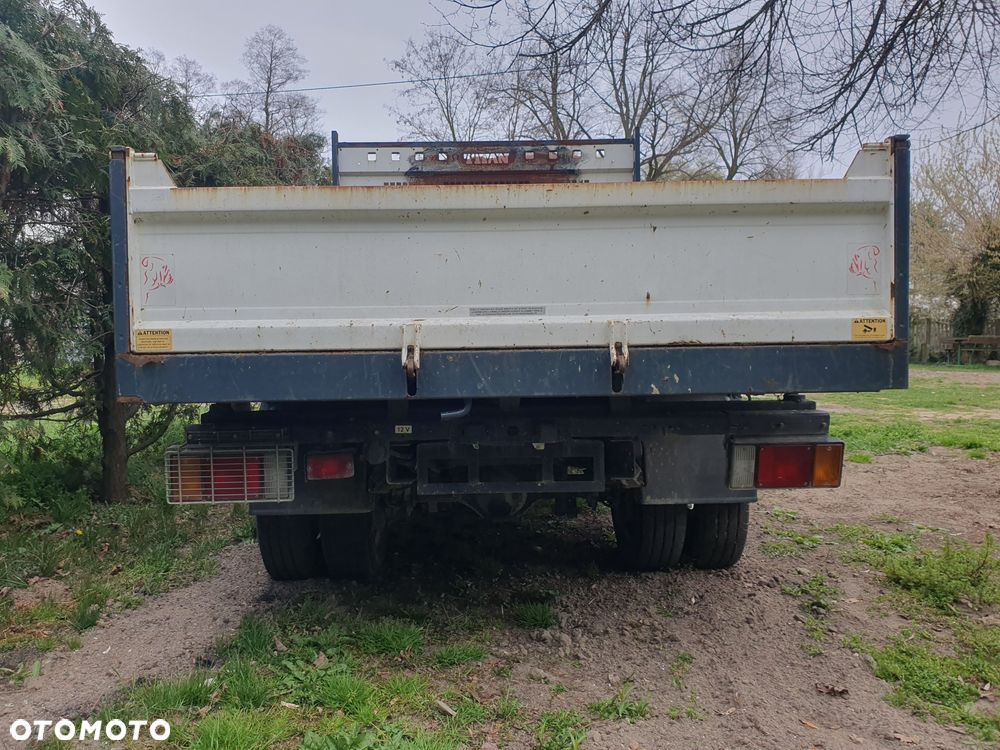 Isuzu M21 - 5