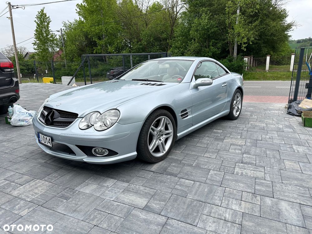 Mercedes-Benz SL - 1